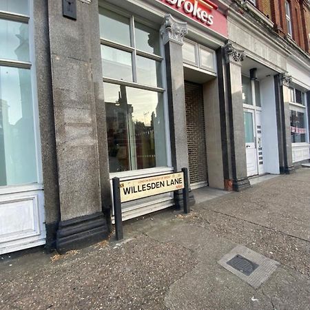 30 Willesden Lane London Luaran gambar