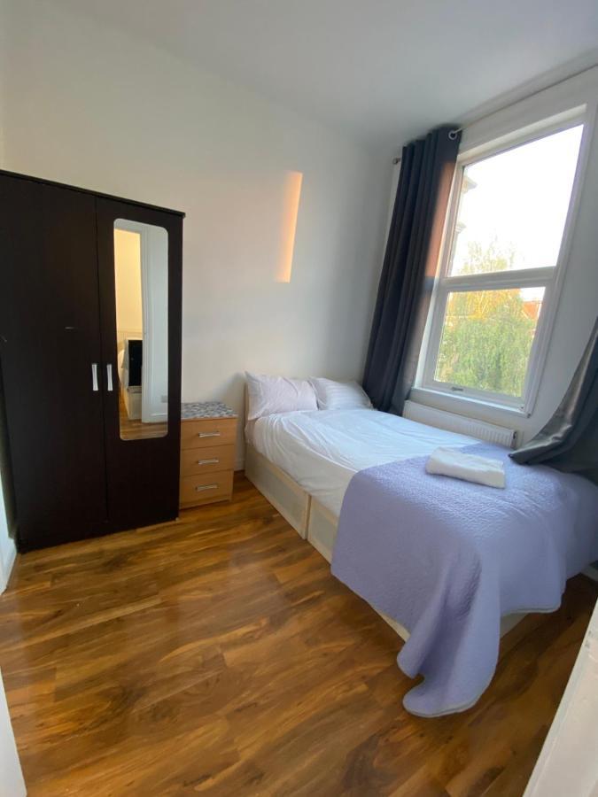 30 Willesden Lane London Luaran gambar
