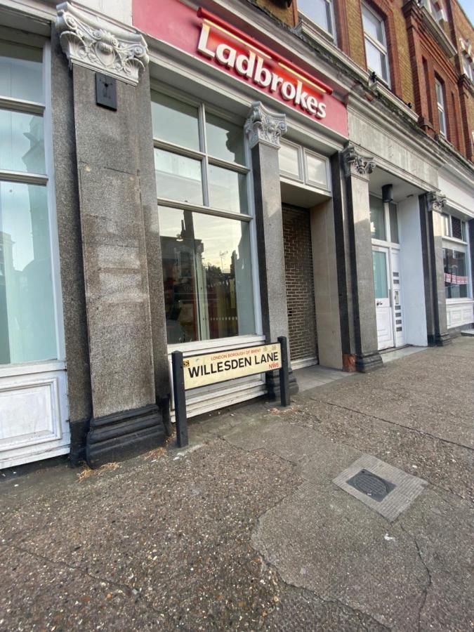 30 Willesden Lane London Luaran gambar